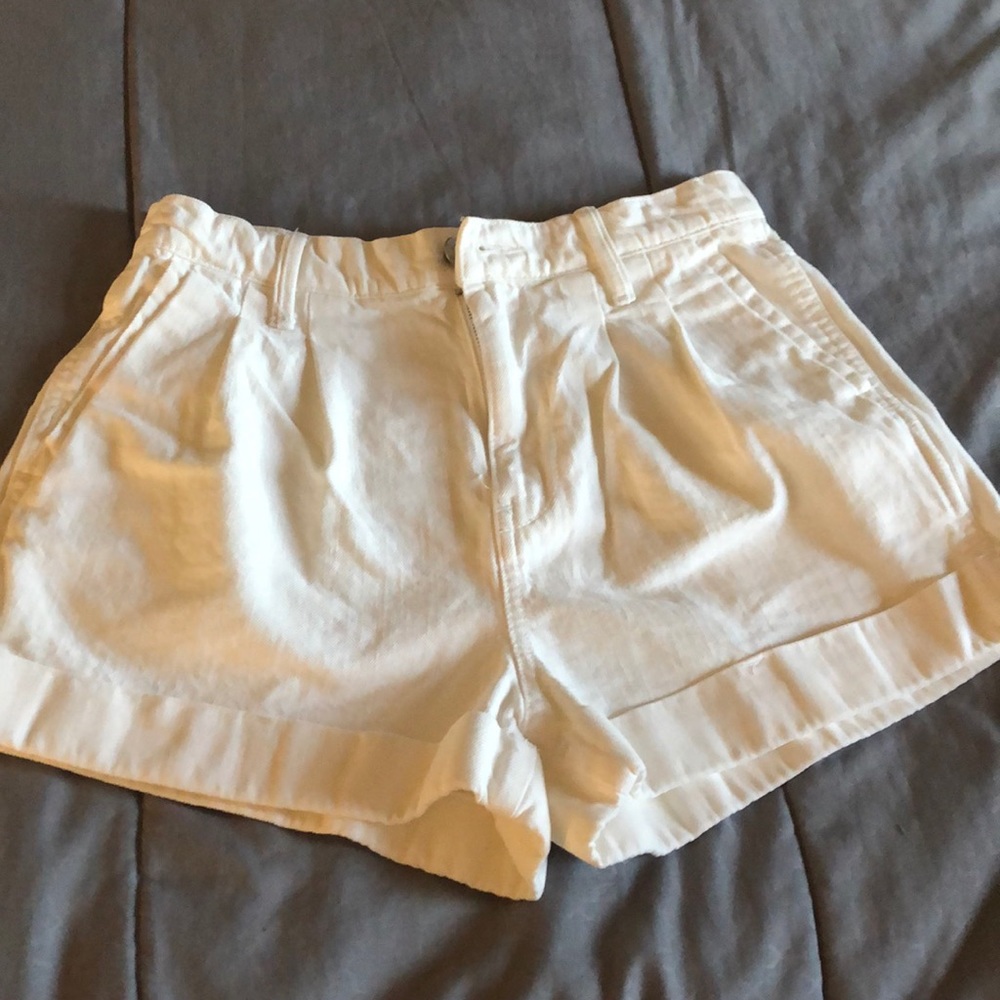 Gap shorts